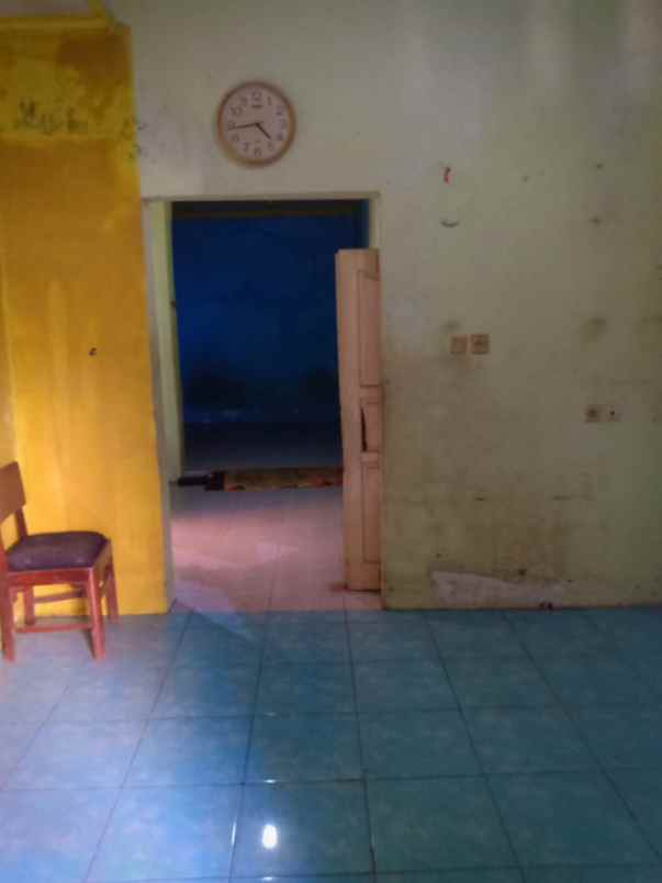 dijual rumah tingkat di jagasatru