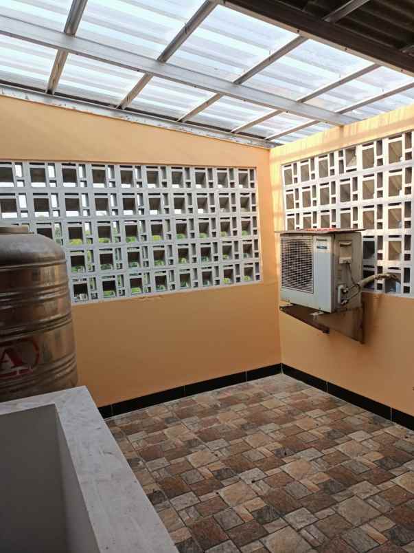 dijual rumah titian kencana marga mulya