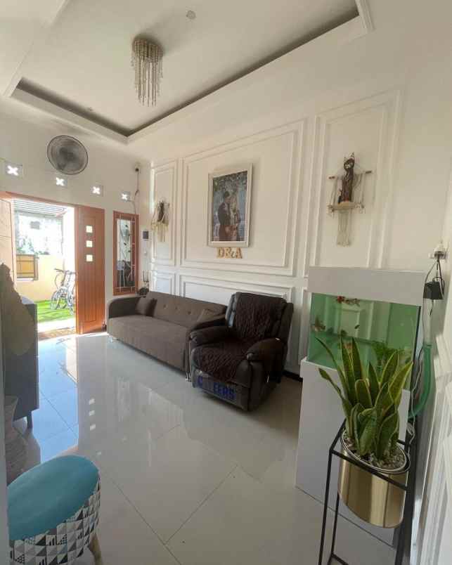 dijual rumah tlogomulyo