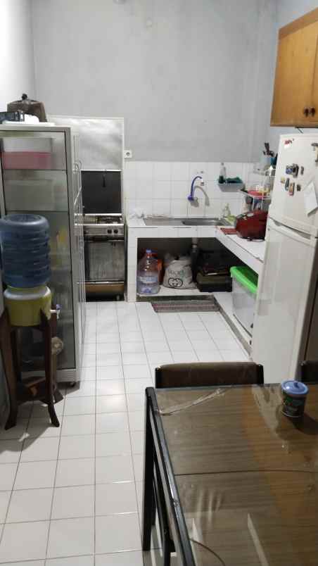 dijual rumah tmn saripersada jl soleh iskandar