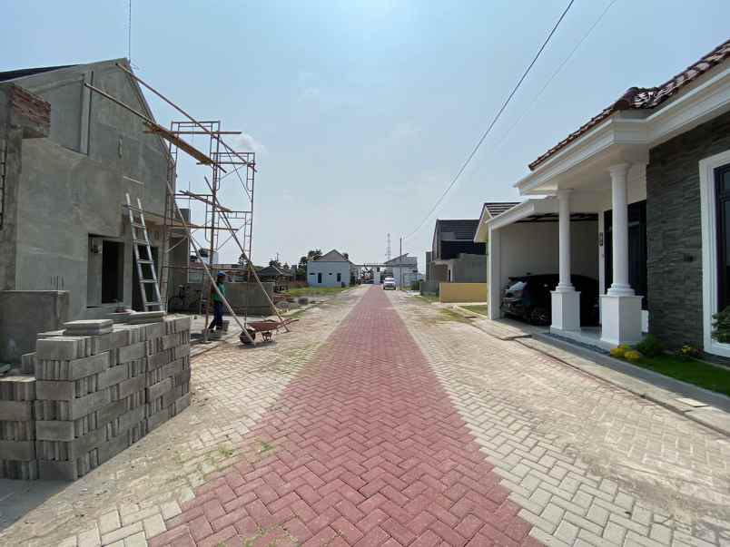 dijual rumah trunuh klaten selatan