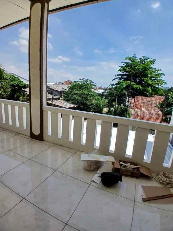 dijual rumah ui