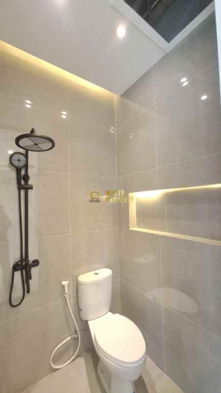 dijual rumah umbulmartani ngemplak