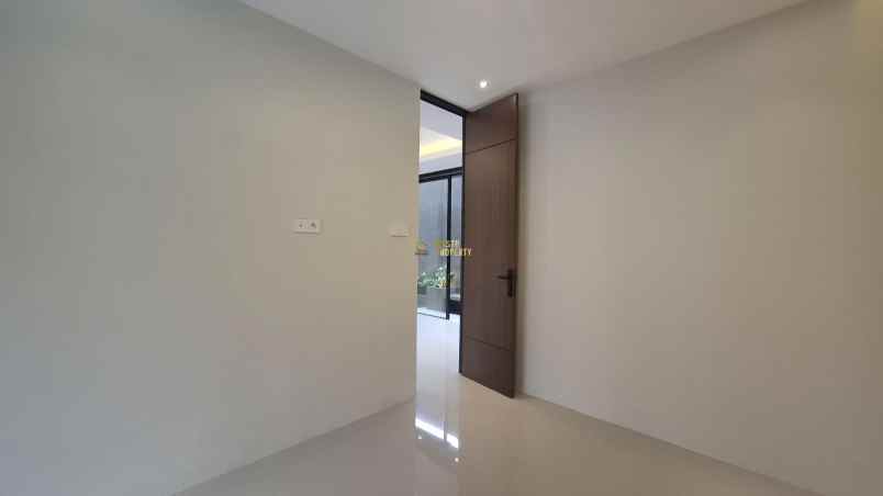 dijual rumah umbulmartani ngemplak