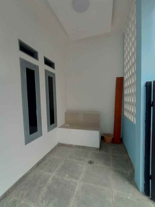 dijual rumah villa gading harapan