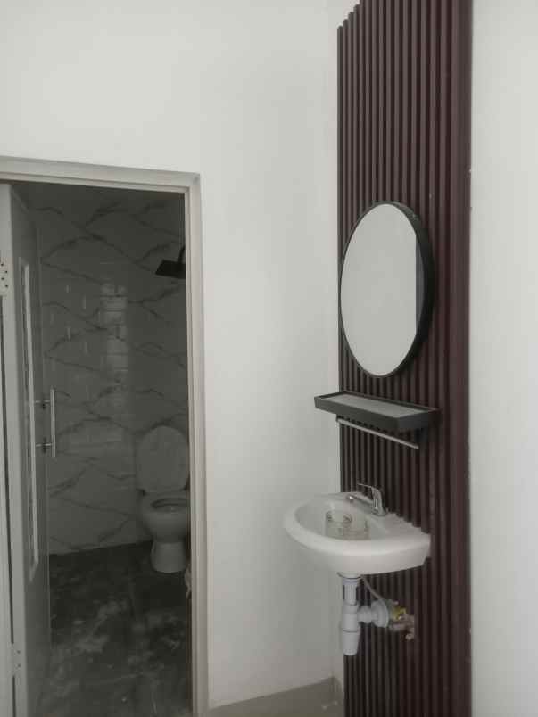 dijual rumah villa gading harapan