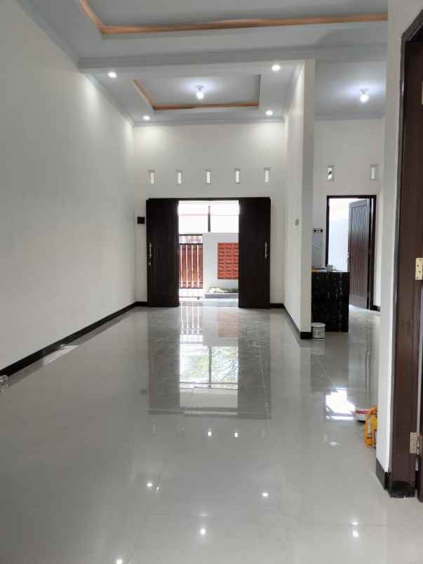 dijual rumah wedomartani