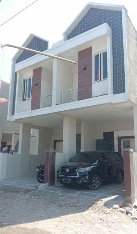 dijual rumah wisma tirta agung asri