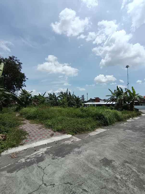 dijual tanah stadion maguwoharjo