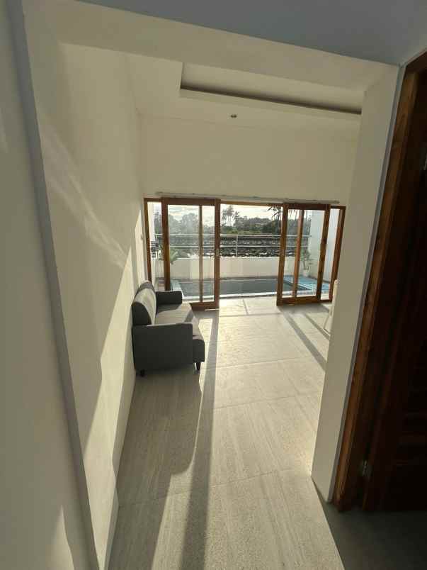 dijual villa batuan ubud gianyar bali