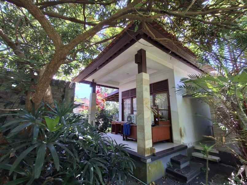 dijual villa jl selukat keramas kec