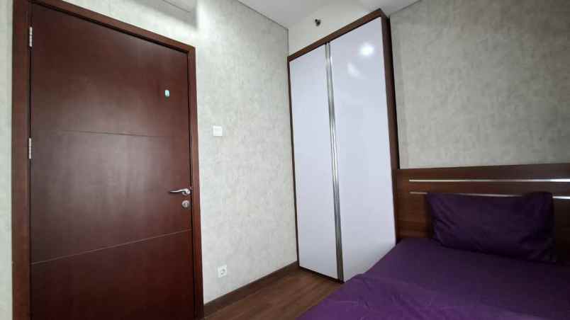 disewakan apartemen jl mh thamrin panunggangan