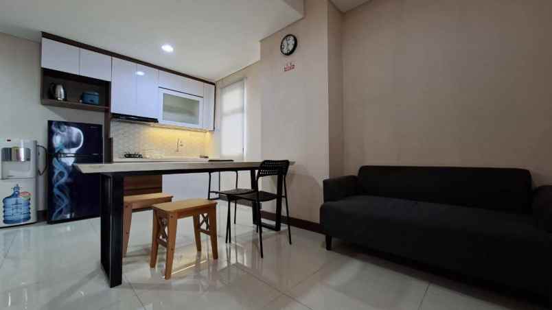 disewakan apartemen jl mh thamrin panunggangan