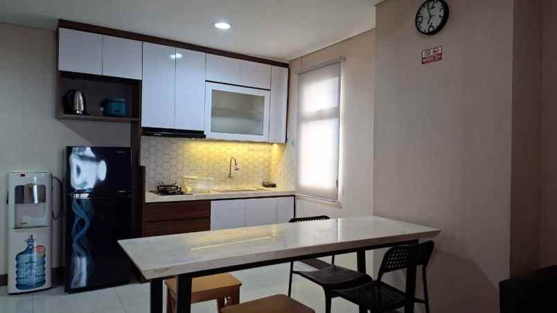 disewakan apartemen jl mh thamrin panunggangan