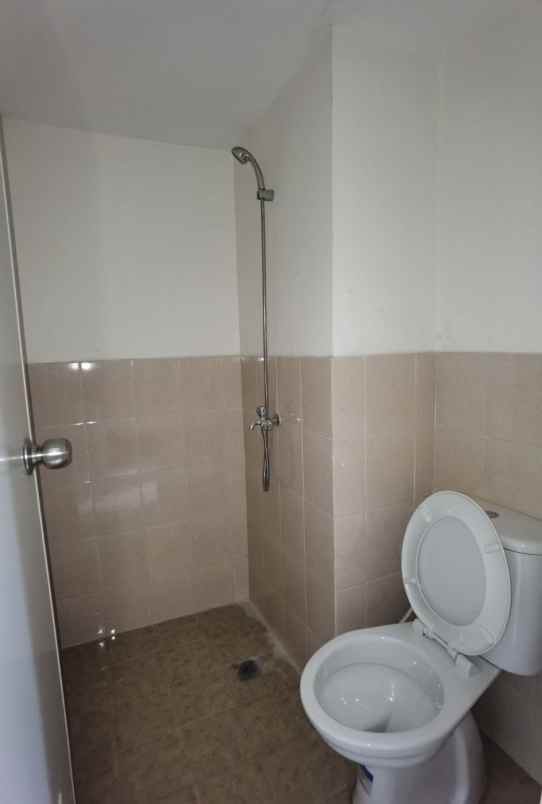 disewakan apartemen podomoro golf view