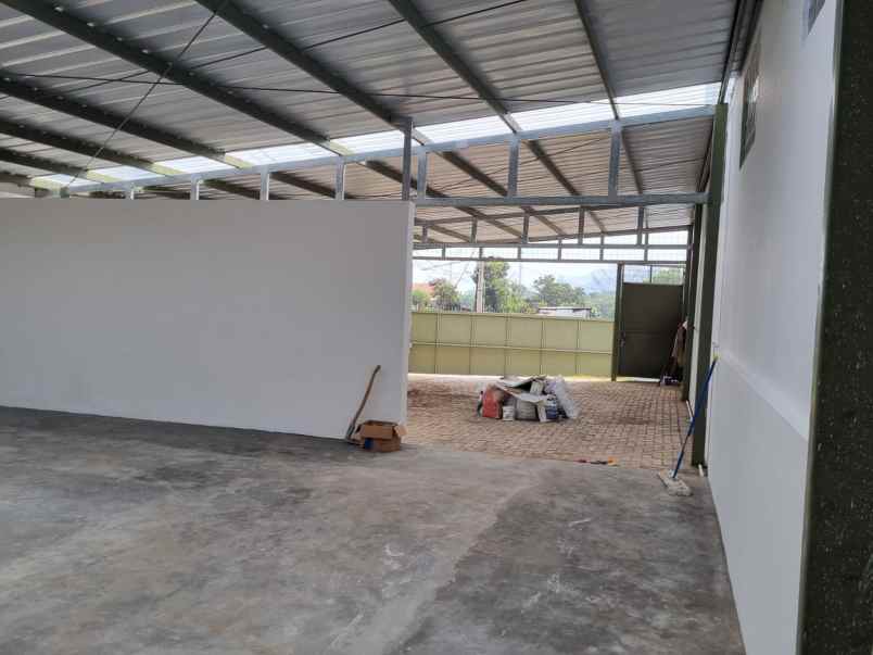 disewakan gudang sayap taman kopo indah 5