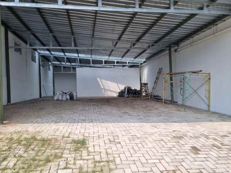 disewakan gudang sayap taman kopo indah 5