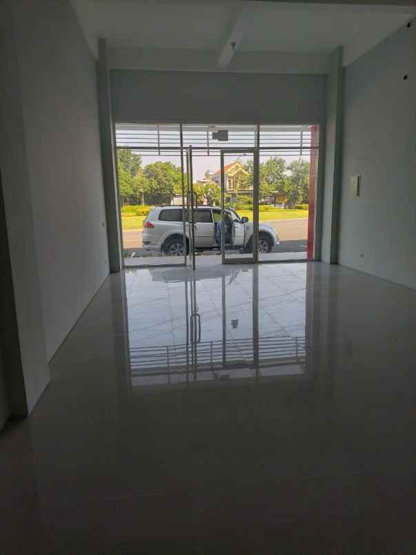 disewakan ruko gudang kantor jalan north junction citraland