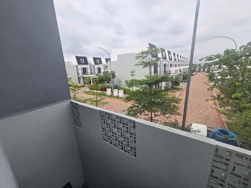 disewakan ruko gudang kantor ruko collins 2 maison de