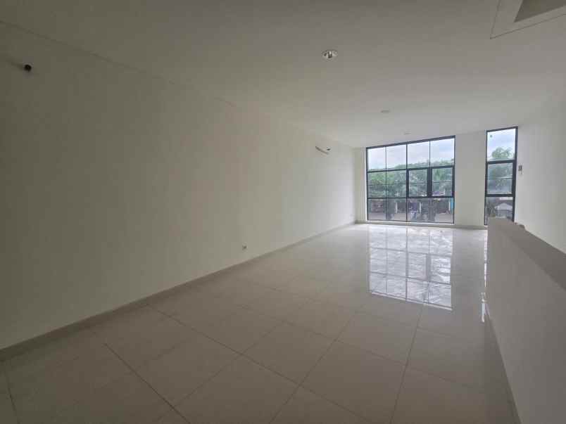 disewakan ruko gudang kantor ruko collins 2 maison de