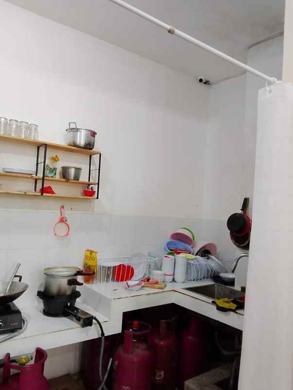 disewakan ruko gudang kantor taman gapura80