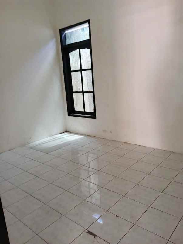 disewakan rumah antapani