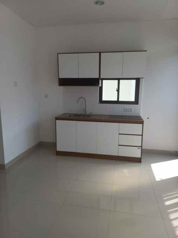 disewakan rumah cluster mahakam jgc