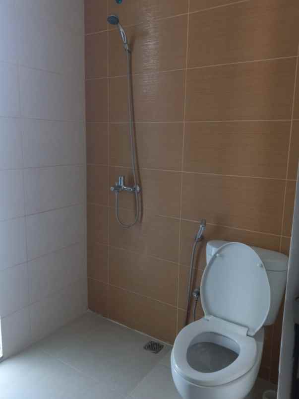 disewakan rumah cluster mahakam jgc