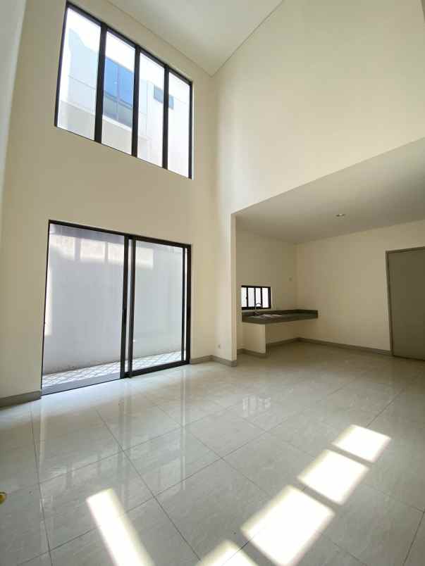 disewakan rumah cluster maninjau asya jgc