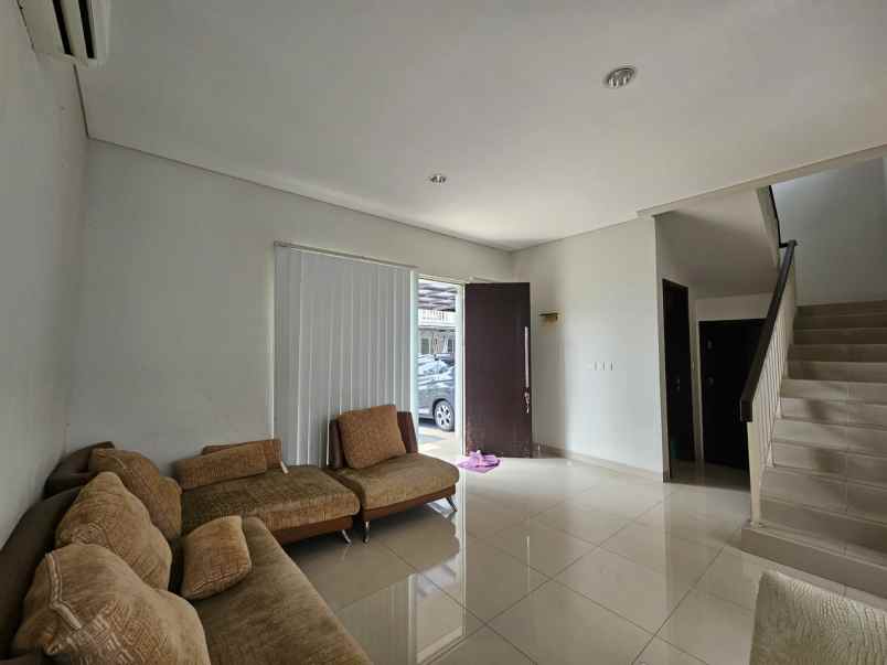 disewakan rumah cluster mississippi jgc