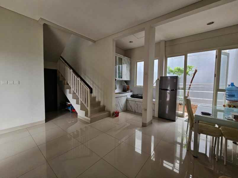 disewakan rumah cluster mississippi jgc