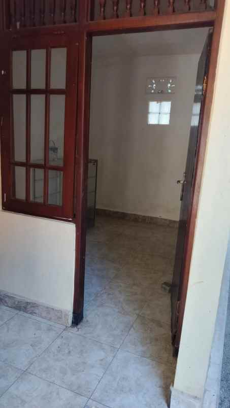disewakan rumah jl gurita sesetan denpasar bali