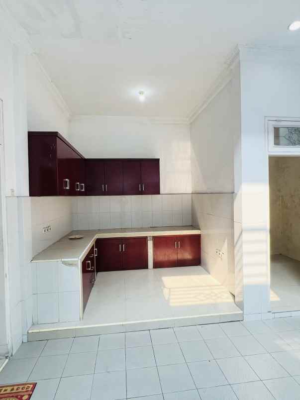 disewakan rumah jl muncang no 54 b lagoa