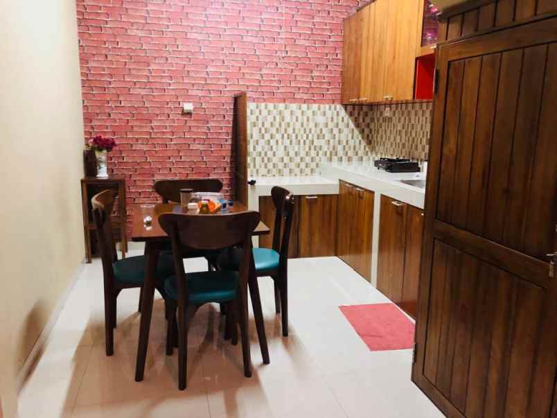 disewakan rumah kemang