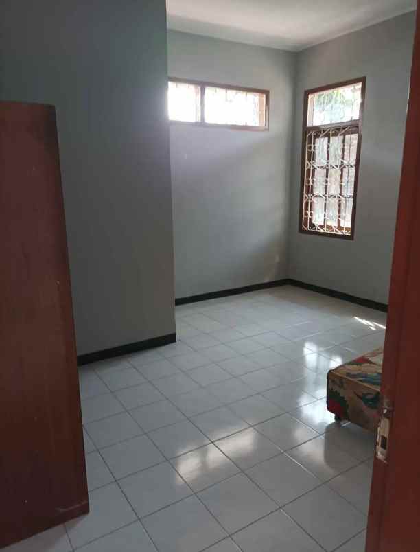disewakan rumah komplek muara sari