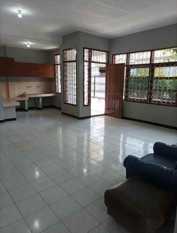 disewakan rumah komplek muara sari