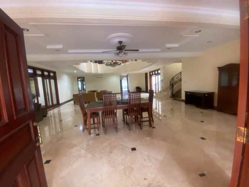 disewakan rumah lebak bulus cilandak barat