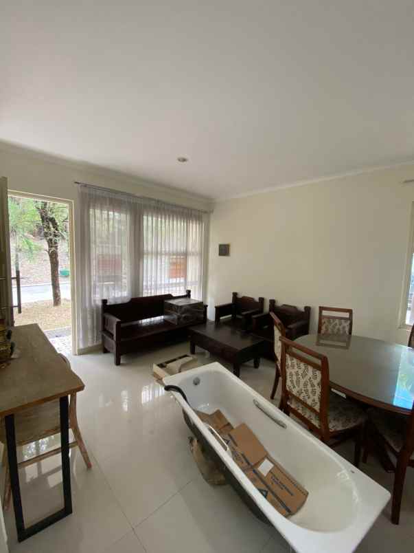 disewakan rumah lippo cikarang