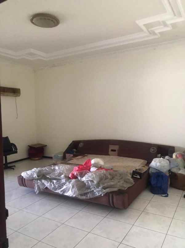 disewakan rumah manyar kertoadi