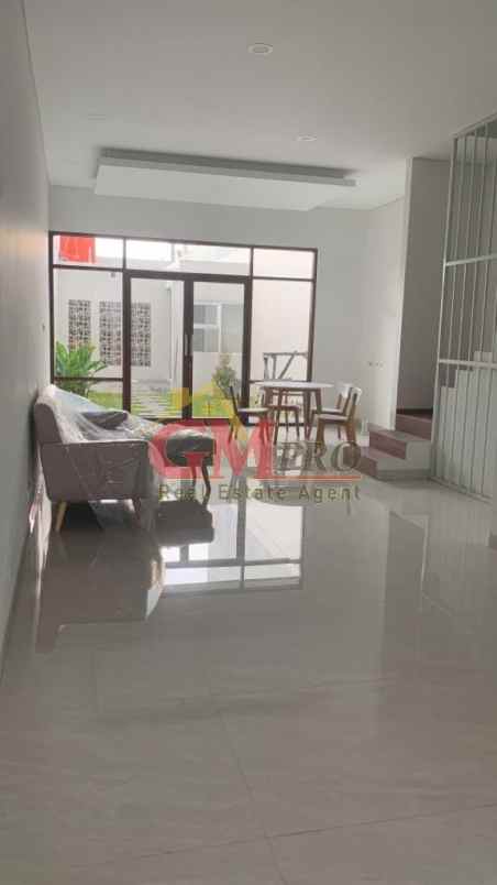 disewakan rumah mekarwangi