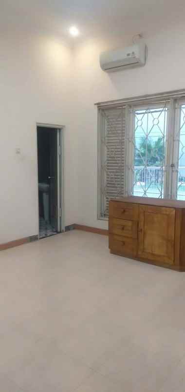 disewakan rumah rungkut mapan tengah surabaya