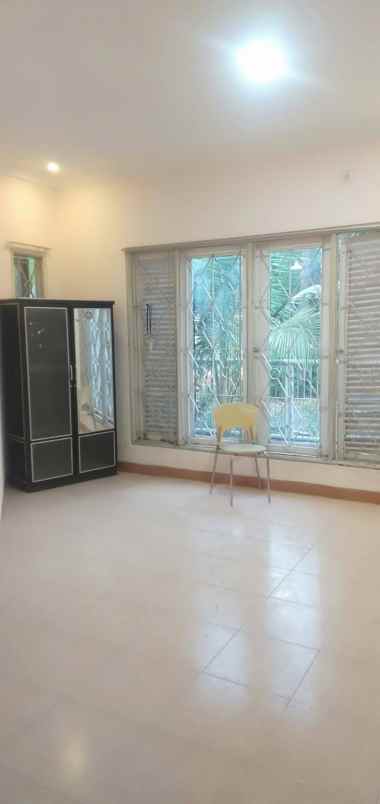 disewakan rumah rungkut mapan tengah surabaya