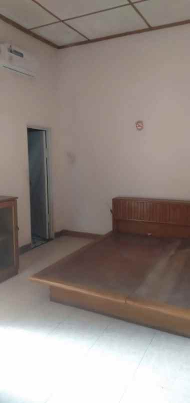 disewakan rumah rungkut mapan tengah surabaya