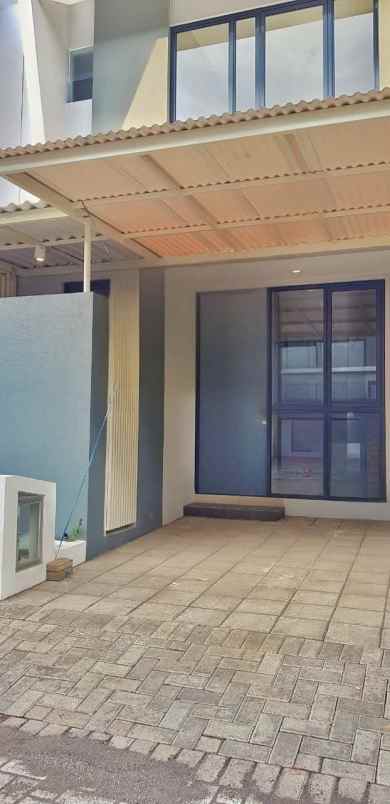 disewakan rumah serenade royal residence
