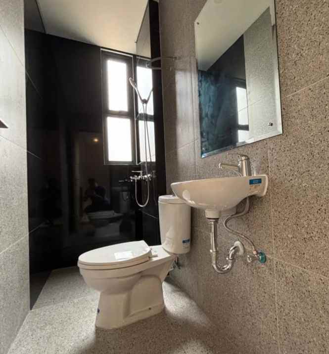 disewakan rumah terravia bsd
