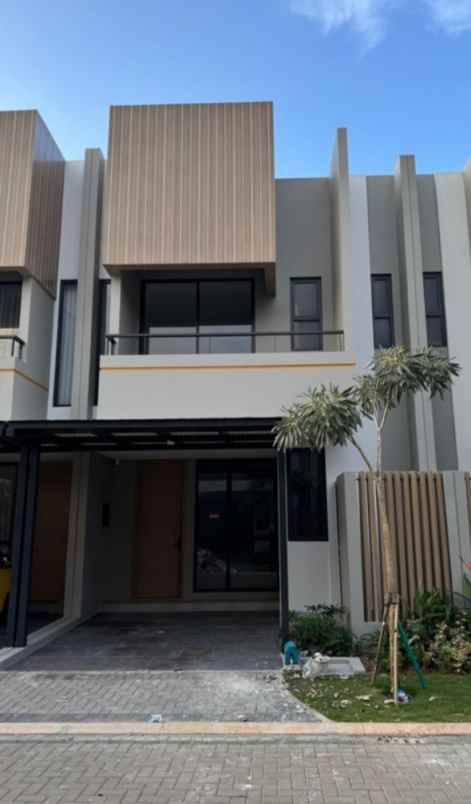 disewakan rumah terravia bsd