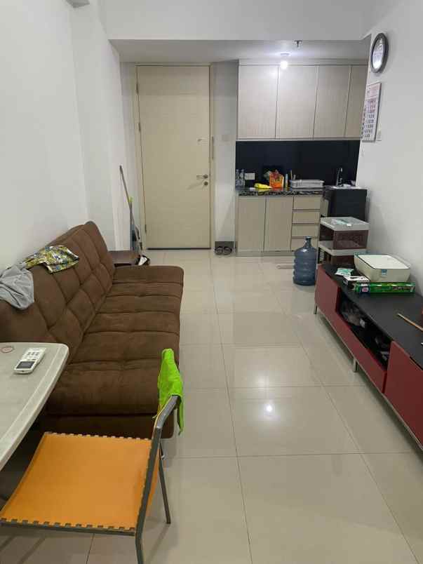 disewakan unit semi furnish di apartemen anderson