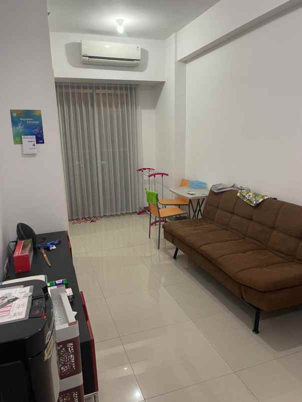 disewakan unit semi furnish di apartemen anderson