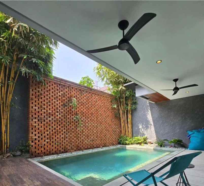 for sale rumah mewah private pool lebak bulus