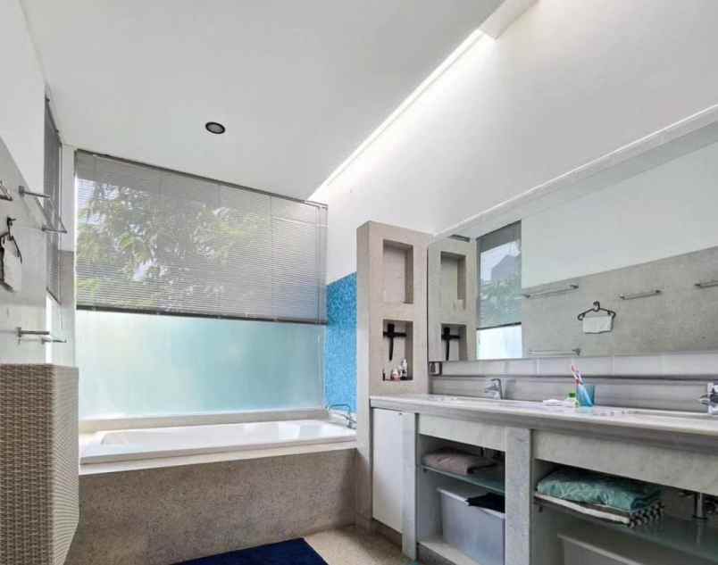 for sale rumah mewah private pool lebak bulus